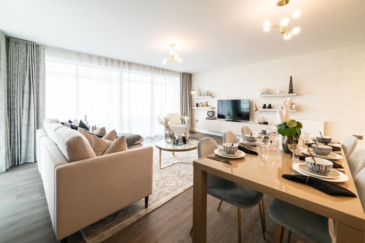 Seven Living Ashford - Modern And Spacious Apartments Εξωτερικό φωτογραφία