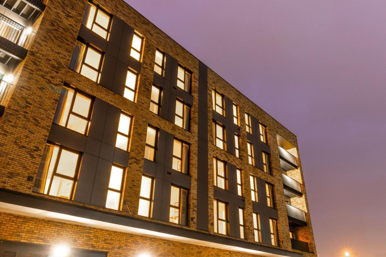Seven Living Ashford - Modern And Spacious Apartments Εξωτερικό φωτογραφία