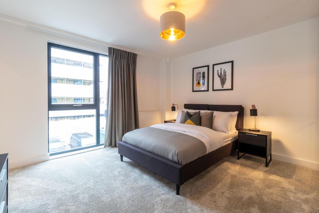 Seven Living Ashford - Modern And Spacious Apartments Εξωτερικό φωτογραφία