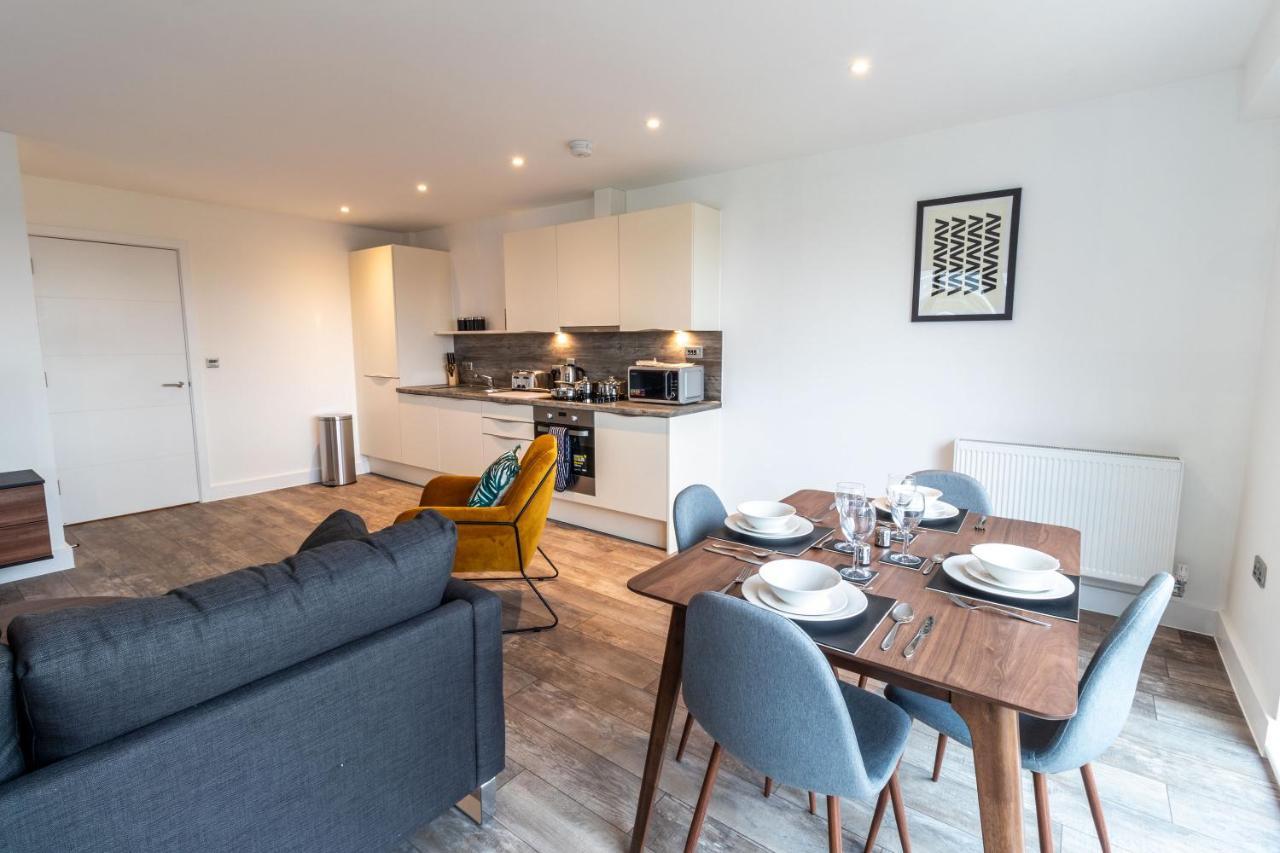Seven Living Ashford - Modern And Spacious Apartments Εξωτερικό φωτογραφία