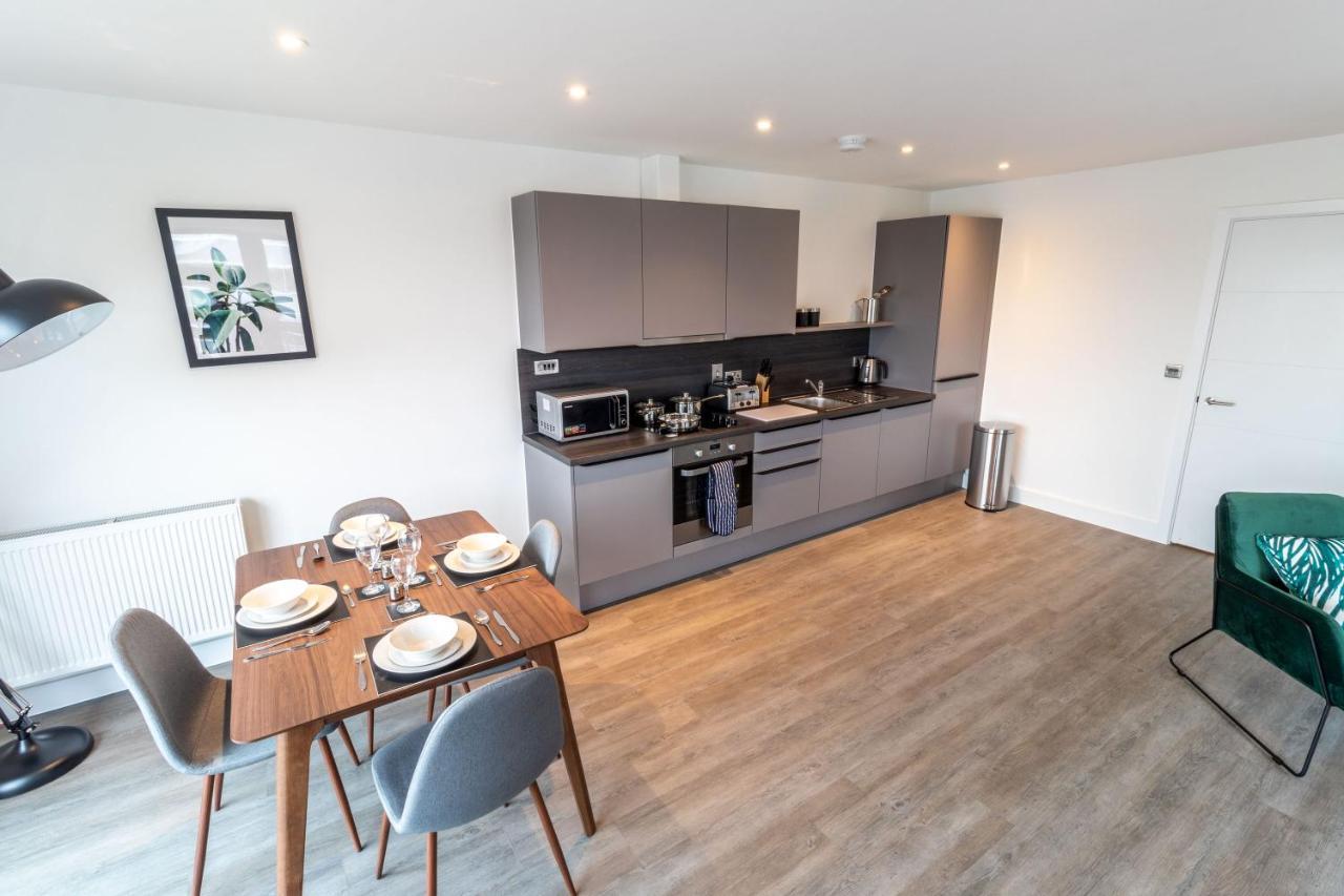 Seven Living Ashford - Modern And Spacious Apartments Εξωτερικό φωτογραφία