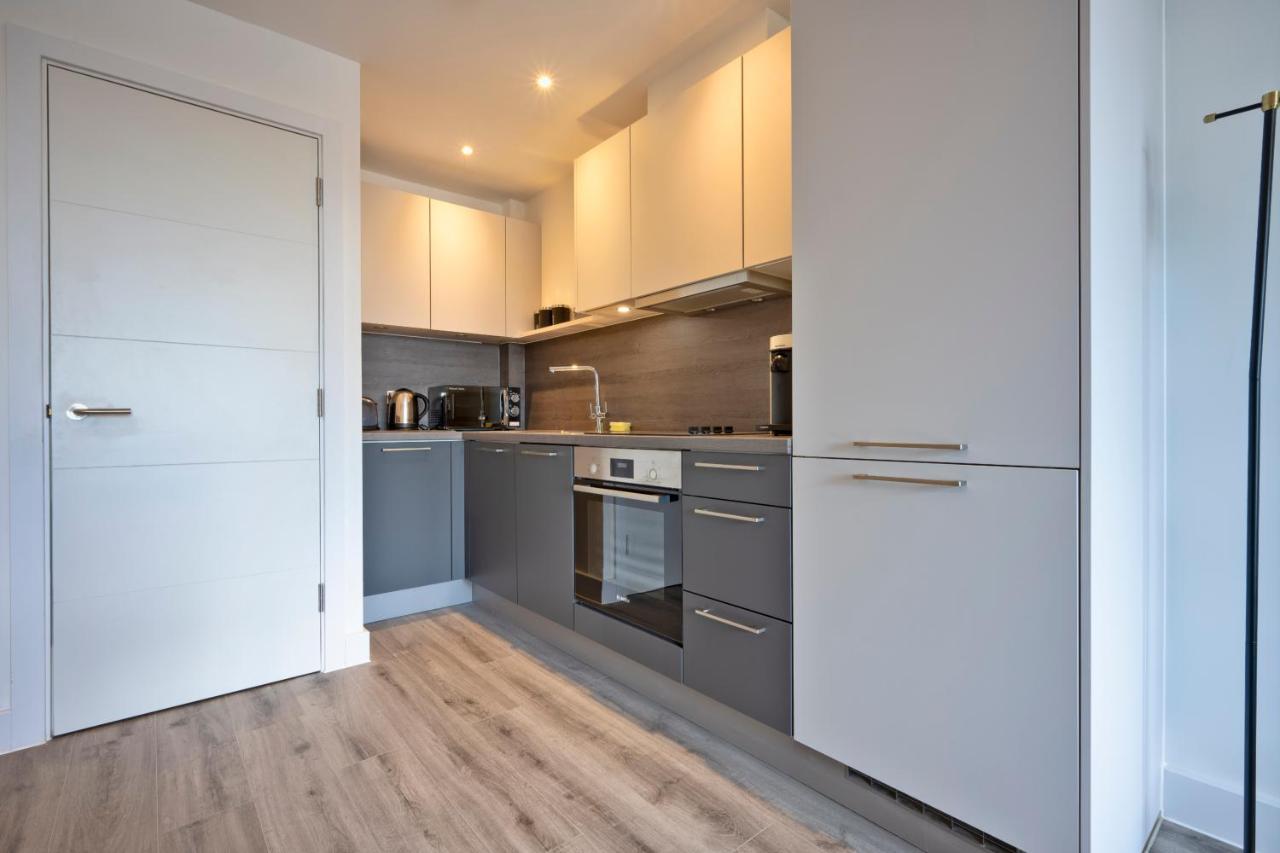 Seven Living Ashford - Modern And Spacious Apartments Εξωτερικό φωτογραφία